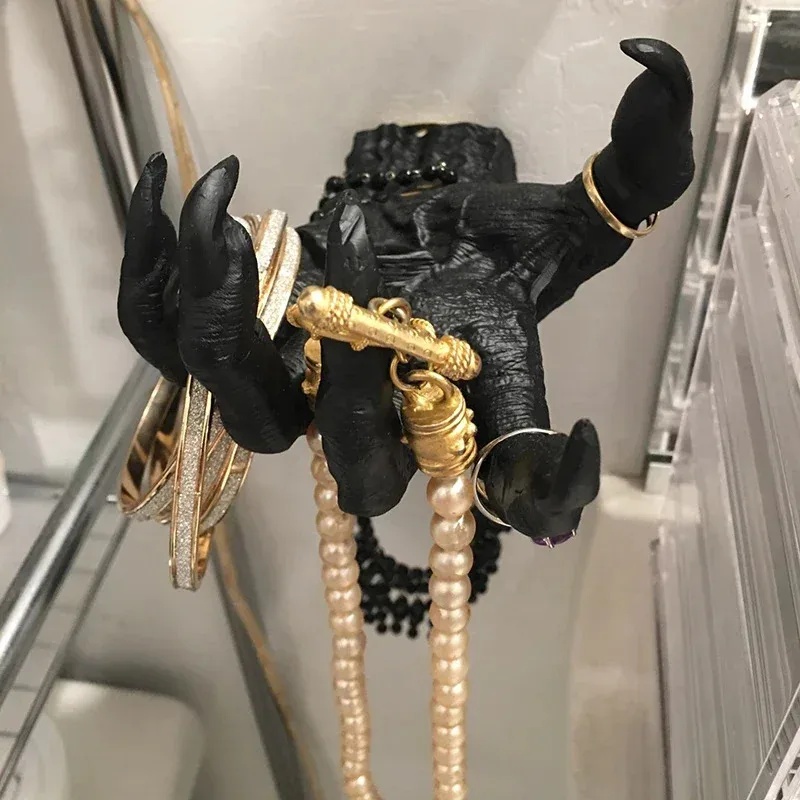 Gothic Witch's Hand Statues -  - огляд і ціна Resin Art Aesthetic