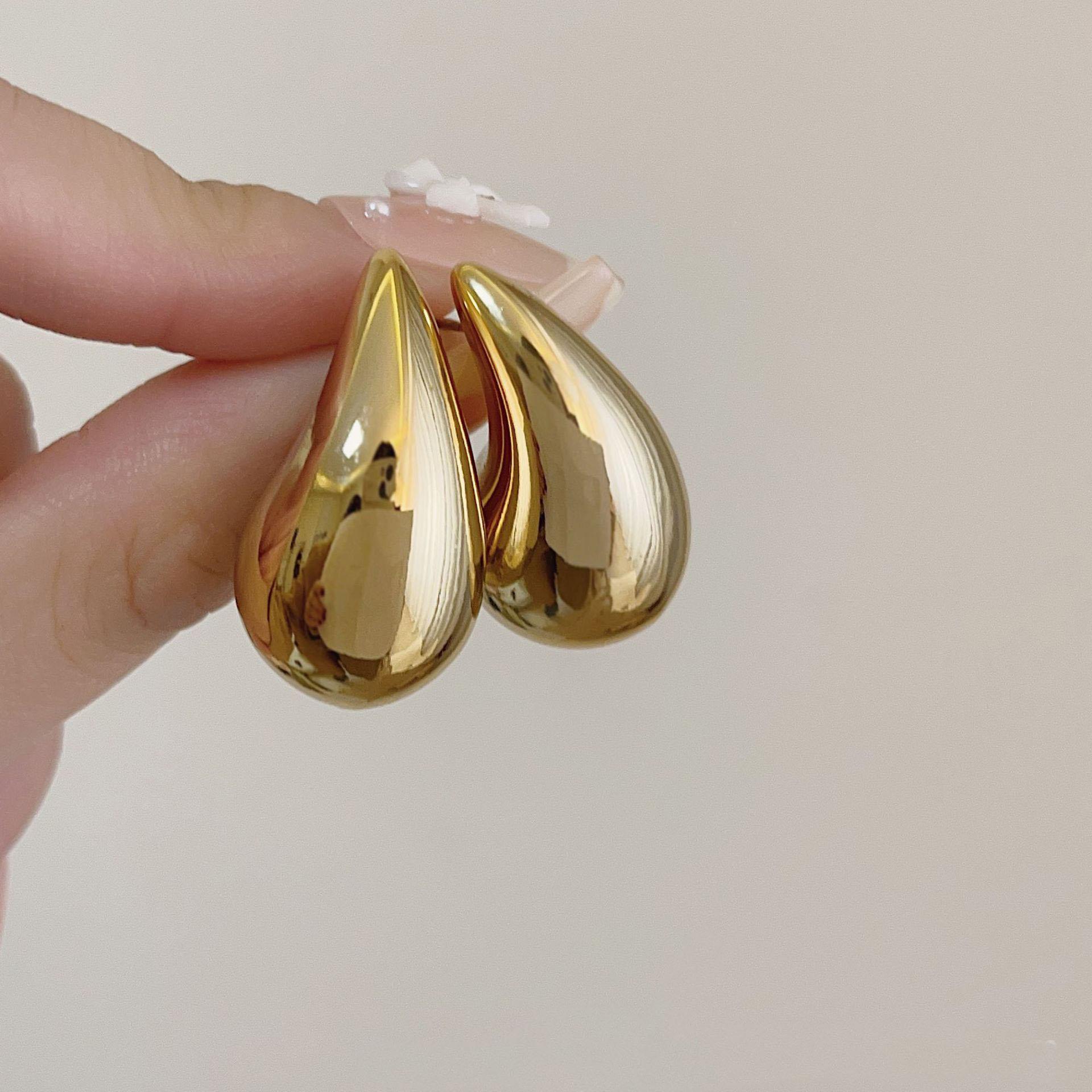 Women's Gold-Plated Chunky Hoo - огляд і ціна Resin Art Ring