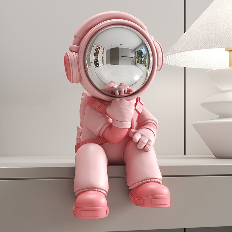 Miniature Astronaut Ornaments  - огляд і ціна Resin Art Aesthetic