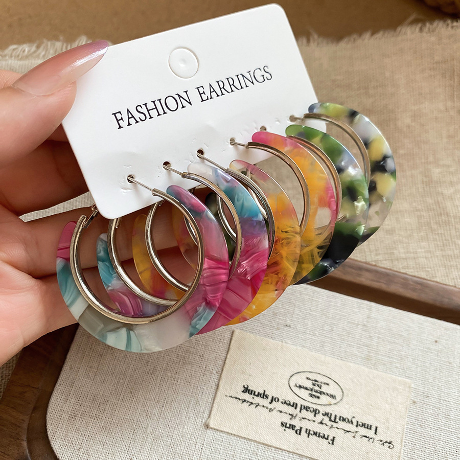 Fashion Big Circle Acrylic Ear - огляд і ціна Resin Art Ring